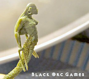 Donella Fang (right)