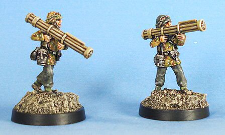 BG-ADVH060 German Panzergrenadier Luftfaust Gunners (Advancing and Firing)(2)