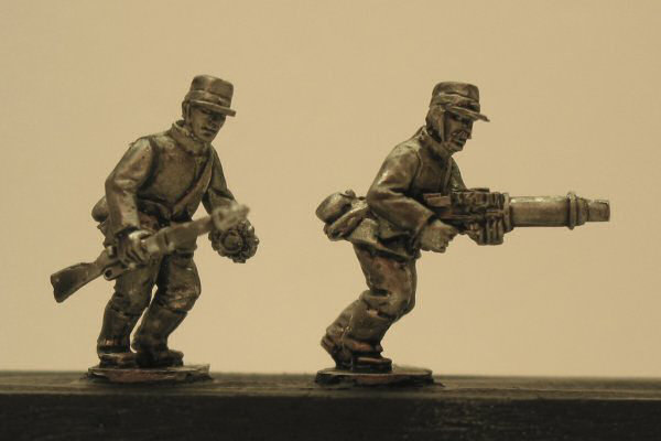 Belgian dismounted cyclists with Lewis gun