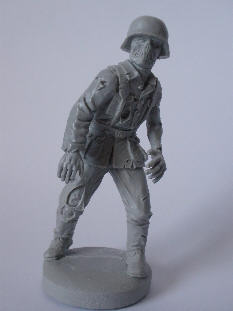Studio Miniatures WW2 World War Two German Zombies on Plastic Frame 