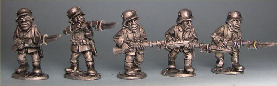 Infantry in Stalhelm