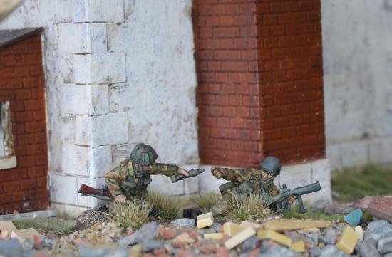 Arnhem Heroes