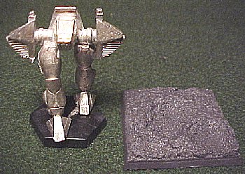 this mecha could use a larger base - and here it is!