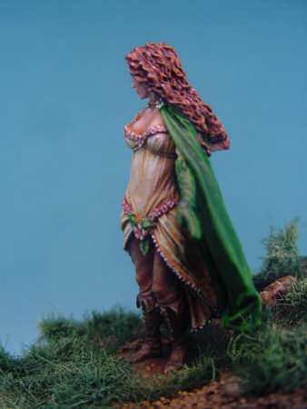 Wood Elf Noble Lady in Travelling Clothes