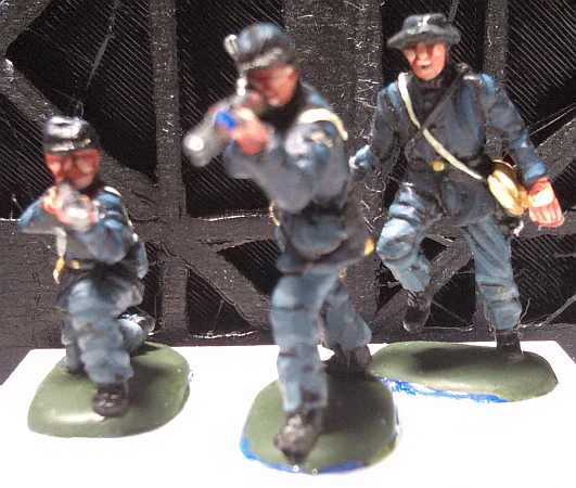 ACW infantry figures glued to wooden base