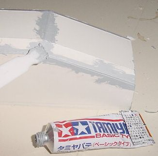 Applying Tamiya cement