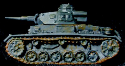 Panzer III G (left)