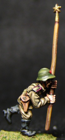 Standard bearer (side)